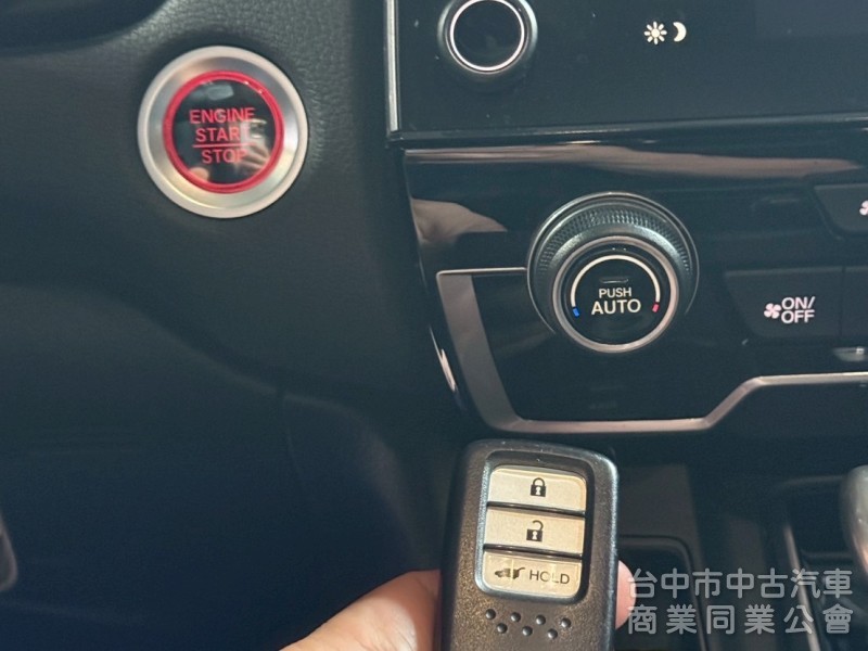 2019 CR-V  原版件 認證  電尾門 跟車 車道偏移