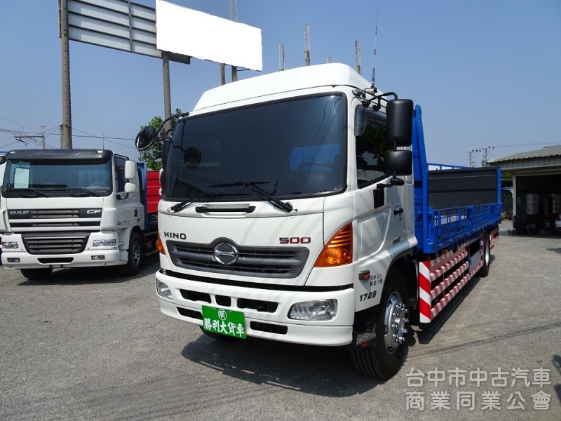 售 HINO (國瑞) 17 公噸 框式附加尾門大貨車