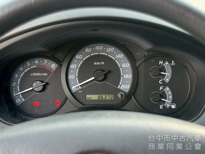 2013 TOYOTA INNOVA 2.0自排 一手車 全車原鈑件 客貨