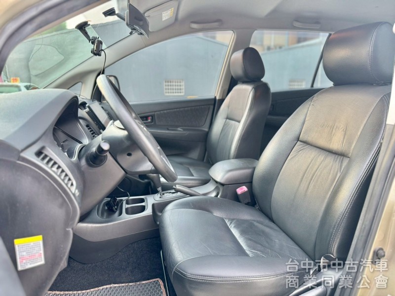 2013 TOYOTA INNOVA 2.0自排 一手車 全車原鈑件 客貨