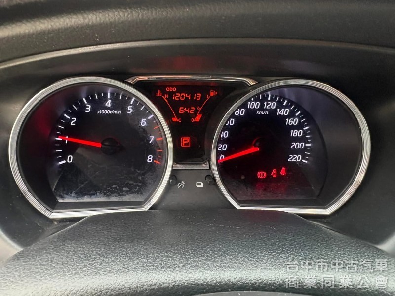 2014年 NISSAN LIVINA 1.6 I-KEY一手車 跑12萬 全車原鈑件