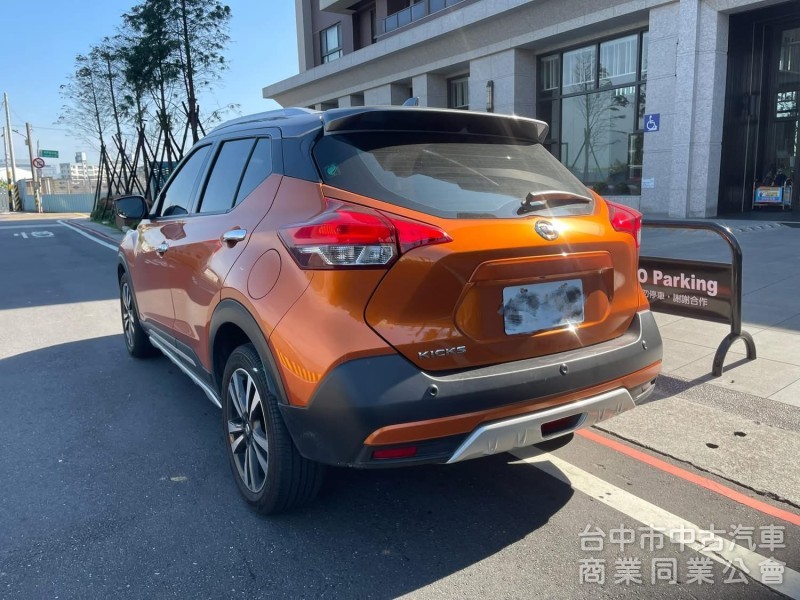 2019年 Nissan KICKS 1.5 智行旗艦版 限量雙色車身