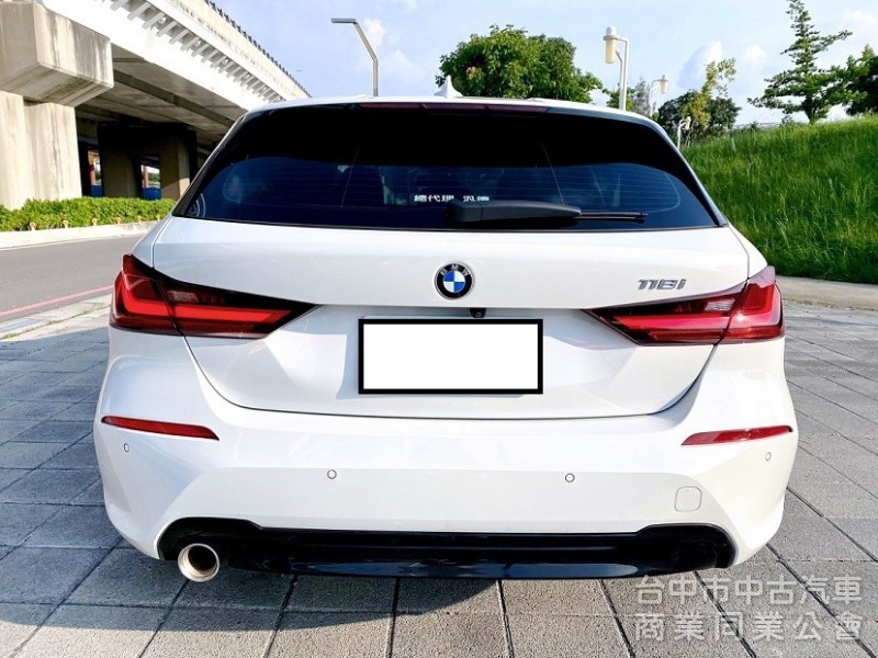 2020 BMW 118i 1.5 大改款全數位儀表 無線CarPlay 環艙氣氛燈組 全速域自動跟車 選配HK音響