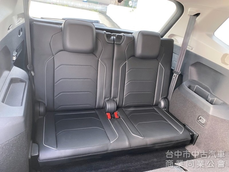 2021 Tiguan Allspace 5+2 SUV 超低里程 僅跑1萬 原廠保固中 IQ.DRIVE全套智能駕駛