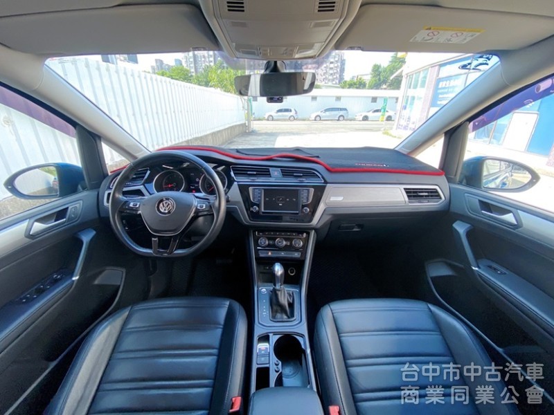 正一手低里程 里程保證 車況保證 支援CarPlay 電尾門 小排量高效能 多變機能寬敞空間