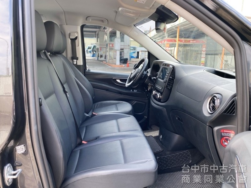 2023 Vito Tourer 大V 低里程 僅跑3萬 完全新車車況 原廠保固中！ACC自動跟車 CarPlay