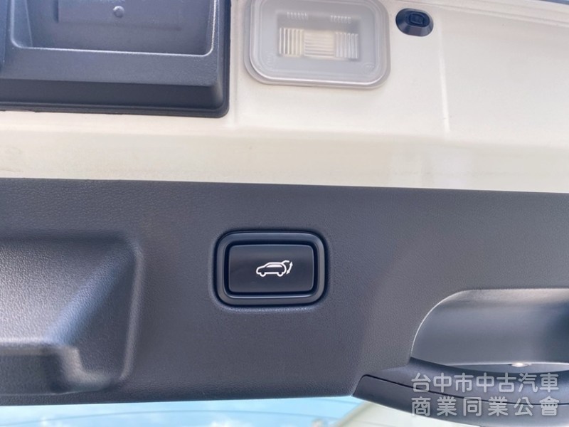 2022式 GT Line LR 增程特仕版 續航高達560km！電動天窗 20吋鋁圈 原廠保固至2027