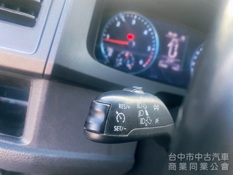 2019 T6 長軸 福祉車 超低里程 僅跑5萬 里程保證 氣氛超好 全車無待修