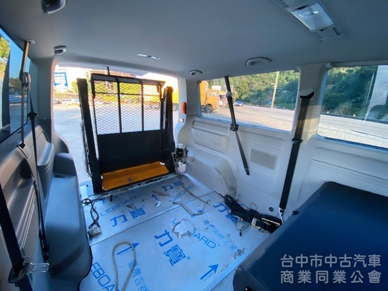 2019 T6 長軸 福祉車 超低里程 僅跑5萬 里程保證 氣氛超好 全車無待修