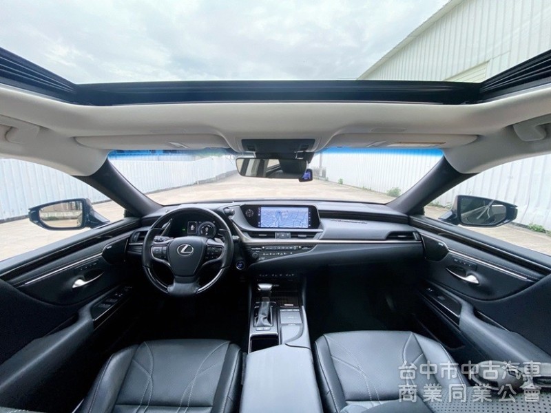 2020式 ES300h 旗艦版 全速域自動跟車 車道維持置中 MK音響 360環景 抬頭顯示 冷熱通風座椅