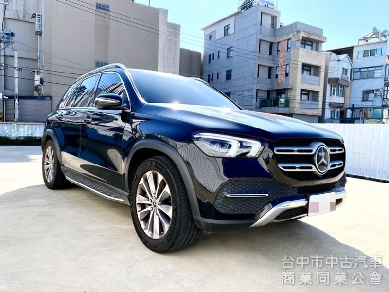 GLE450 4Matic 台灣賓士總代理 全程原廠保養 選配7人座 全套23P智慧駕駛 全景玻璃天窗