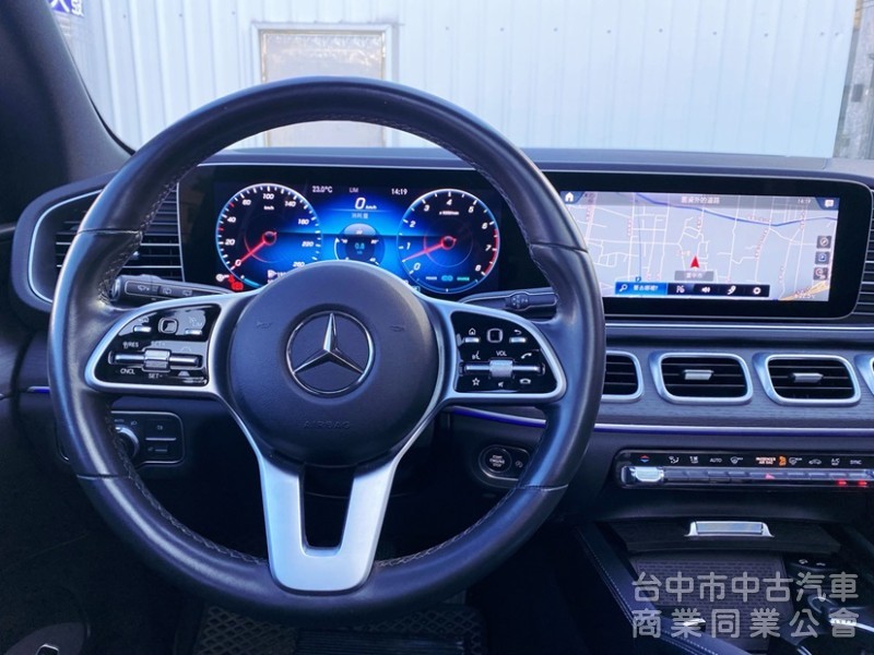 GLE450 4Matic 台灣賓士總代理 全程原廠保養 選配7人座 全套23P智慧駕駛 全景玻璃天窗