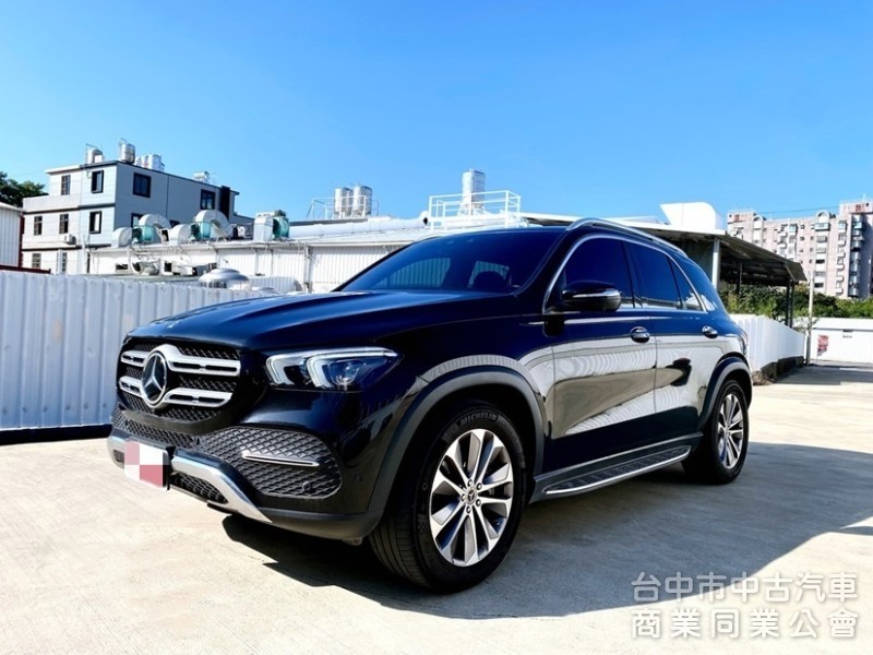 GLE450 4Matic 台灣賓士總代理 全程原廠保養 選配7人座 全套23P智慧駕駛 全景玻璃天窗