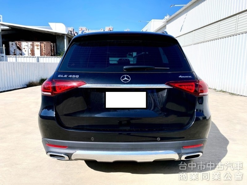 GLE450 4Matic 台灣賓士總代理 全程原廠保養 選配7人座 全套23P智慧駕駛 全景玻璃天窗