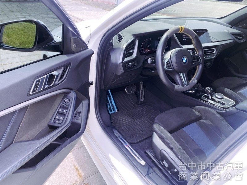 一手女用低里程 M Sport套件 全數位虛擬座艙 跑車化座椅 HK音響 手機數位鑰匙
