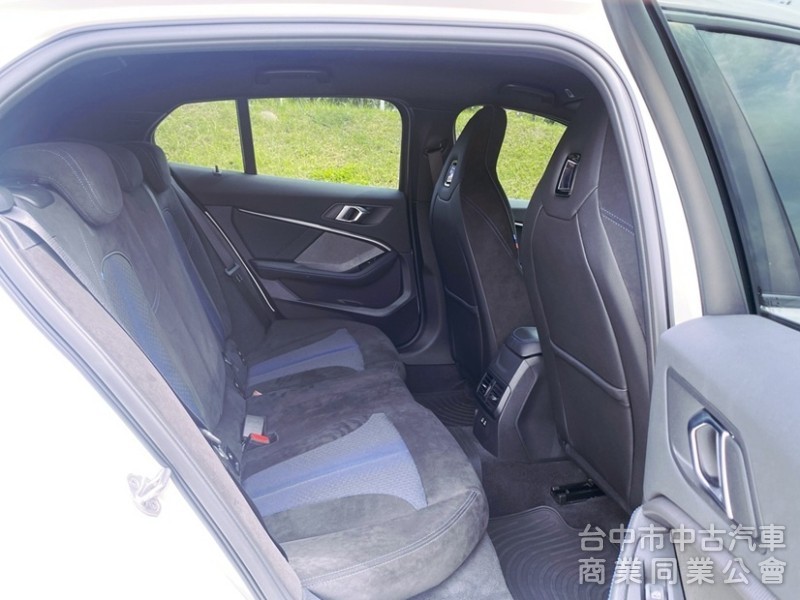 一手女用低里程 M Sport套件 全數位虛擬座艙 跑車化座椅 HK音響 手機數位鑰匙