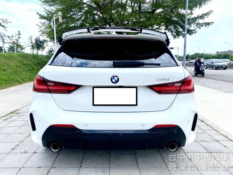 一手女用低里程 M Sport套件 全數位虛擬座艙 跑車化座椅 HK音響 手機數位鑰匙
