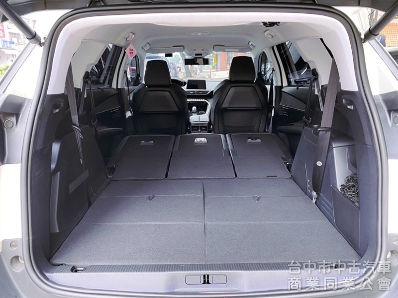 2020 5008全新第二代 1.5 BlueHDi Allure 市場稀有釋出！法式優雅美學 5+2 SUV
