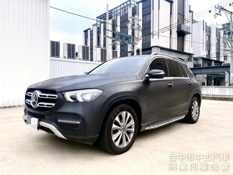 2020式 GLE350d 4Matic 總代理公司貨 全車頂級手工包膜 金屬髮絲紋霧面黑 23P全智慧駕駛