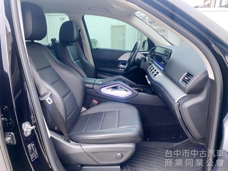 2020式 GLE350d 4Matic 總代理公司貨 全車頂級手工包膜 金屬髮絲紋霧面黑 23P全智慧駕駛