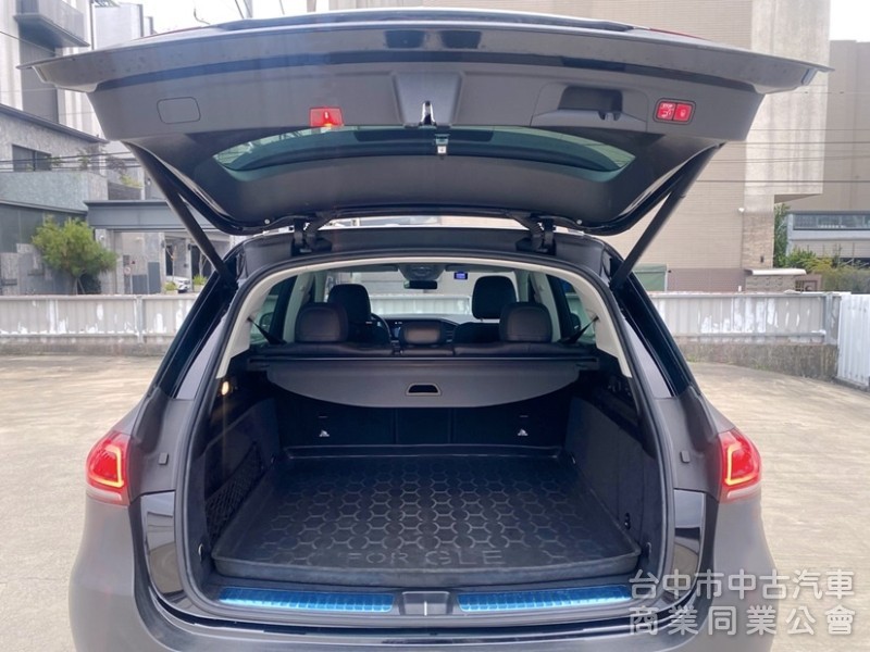 2020式 GLE350d 4Matic 總代理公司貨 全車頂級手工包膜 金屬髮絲紋霧面黑 23P全智慧駕駛