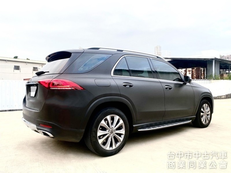 2020式 GLE350d 4Matic 總代理公司貨 全車頂級手工包膜 金屬髮絲紋霧面黑 23P全智慧駕駛