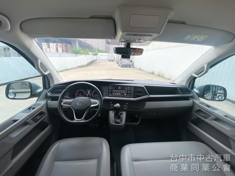 2022 T6.1 Caravelle 150p 3+3+3 長軸9人座 旅遊商務首選！