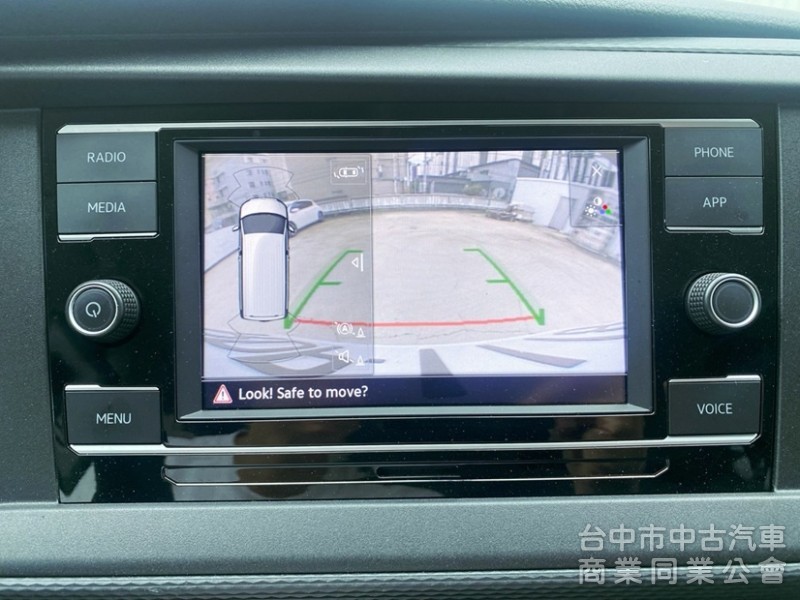 2022 T6.1 Caravelle 150p 3+3+3 長軸9人座 旅遊商務首選！