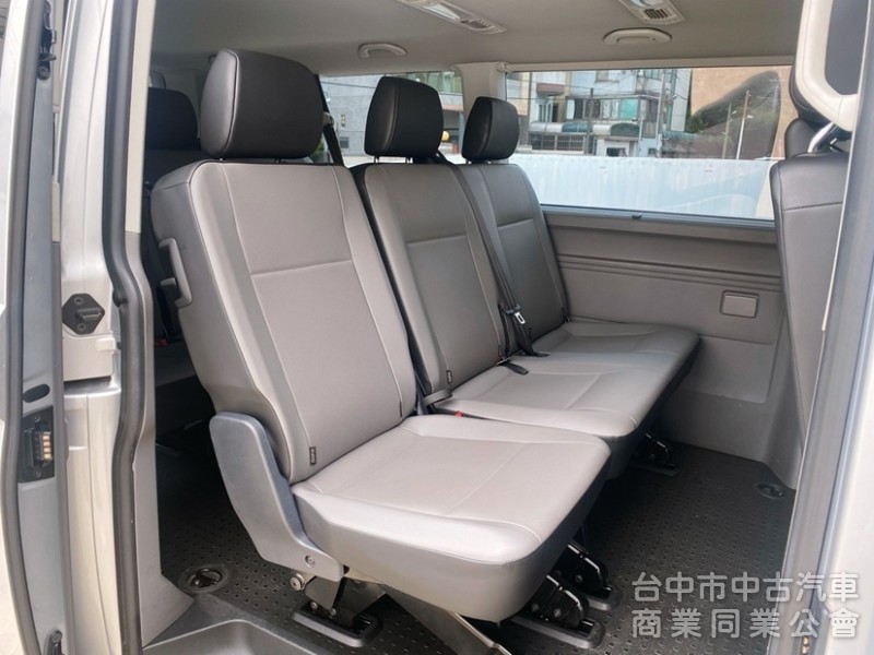 2022 T6.1 Caravelle 150p 3+3+3 長軸9人座 旅遊商務首選！