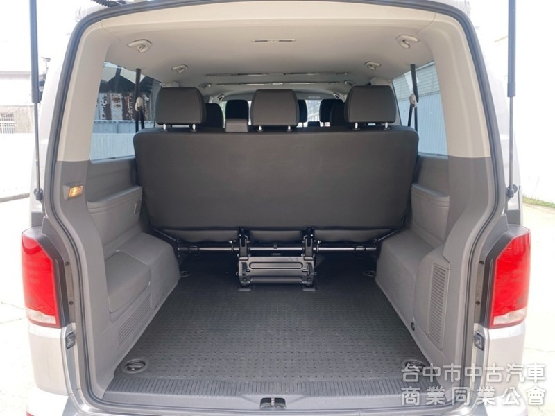 2022 T6.1 Caravelle 150p 3+3+3 長軸9人座 旅遊商務首選！