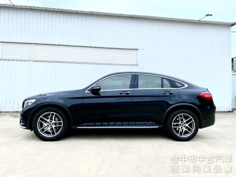 GLC250 Coupe 運動版 賓士總代理 AMG運動套件 選配23P自動跟車 柏林之音 車側踏板 360環景