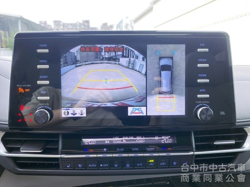 和泰總代理 全新第四代 SIENNA Hybrid 鉑金版 冷熱通風座椅 HUD抬頭顯示 全速域自動跟車