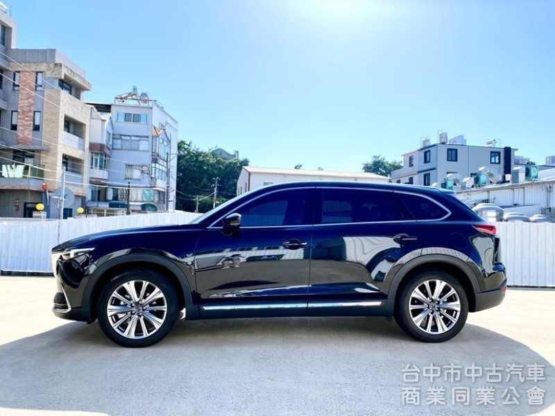 AWD 旗艦進化型 全新第二代 低里程 原漆原鈑件 新車味都還在！無線CarPlay 無線充電