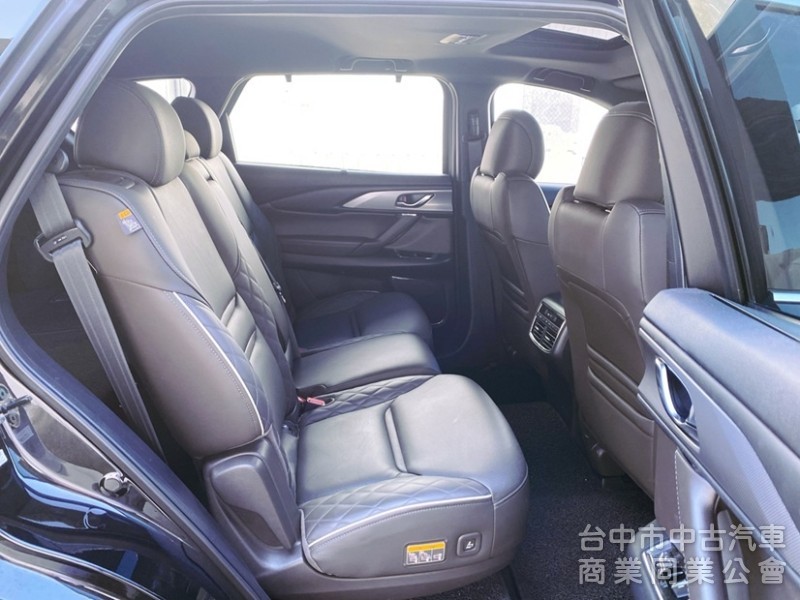 AWD 旗艦進化型 全新第二代 低里程 原漆原鈑件 新車味都還在！無線CarPlay 無線充電