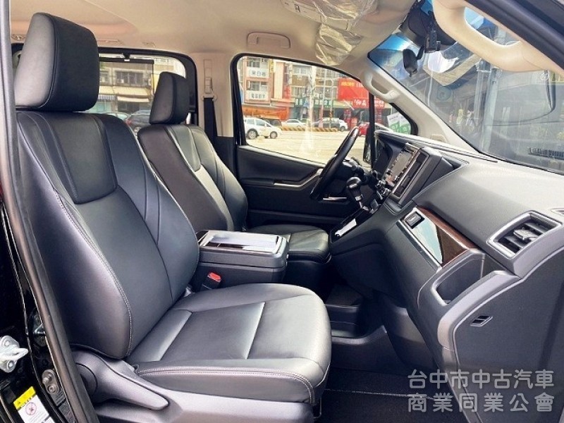 2021 GRANVIA 6人座旗艦版 長軸ALPHARD 市場超低里程 僅跑7千 完全新車車況！