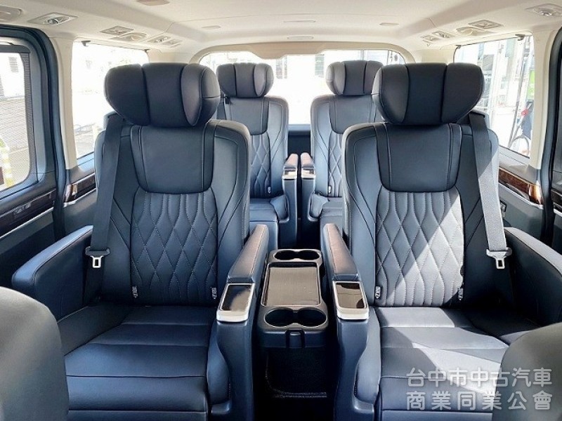 2021 GRANVIA 6人座旗艦版 長軸ALPHARD 市場超低里程 僅跑7千 完全新車車況！