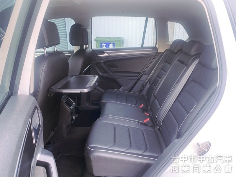Tiguan 280 TSI Comfortline IKEY 電動座椅 ACC自動跟車 電動尾門 CarPlay！