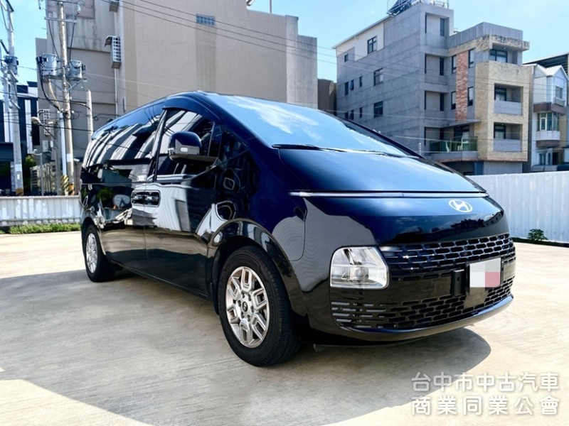 2024 Staria GLD-C 頂級8人座 數位儀錶 雙電動滑門 全速域自動跟車 6氣囊 原廠保固中！