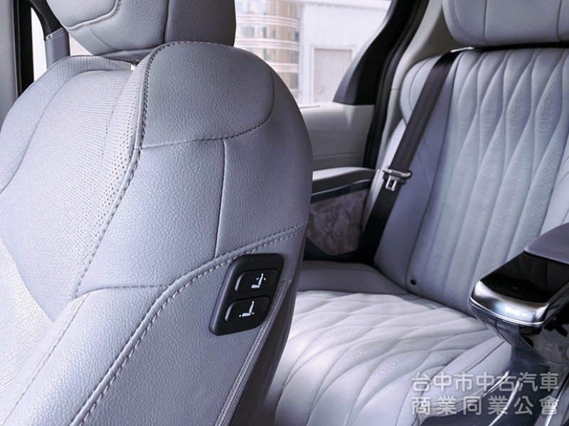 2023 全新第4代 鉑金版 全車升級麒麟式套件 總統級航空座椅 含冷熱通風、按摩 大理石地板