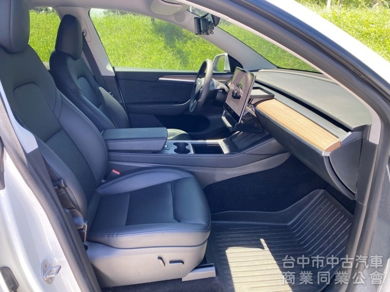 2023 性能Performance版 新式AMD晶片 選配EAP全自動駕駛 CCS2快充 原廠保固中！