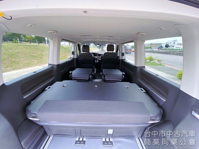 204匹大馬力 雙側電動滑門 盲點 全速域自動跟車 電動尾門 家庭車宿露營首選！