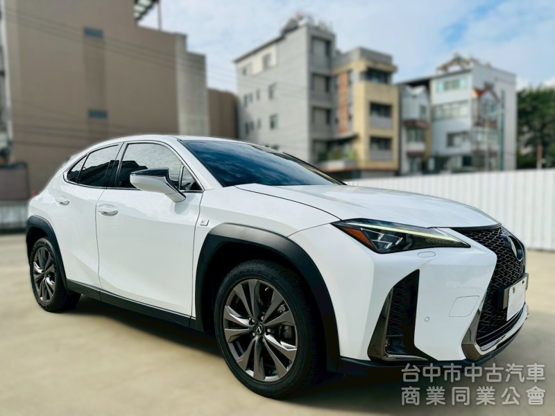 2021 Lexus ux200 f sport 低里程 電熱椅 賽車椅 盲點
