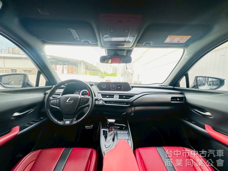 2021 Lexus ux200 f sport 低里程 電熱椅 賽車椅 盲點