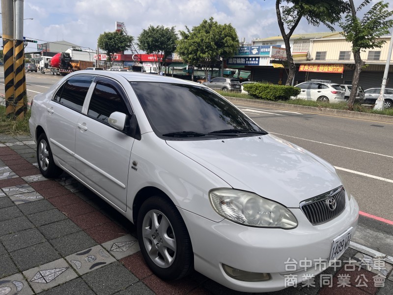 實車實圖 實價刊登 ㄧ手車 出廠至今都在原廠保養 實跑16萬公里
