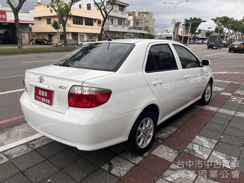 TOYOTA VIOS 原鈑件無待修 原廠保養
