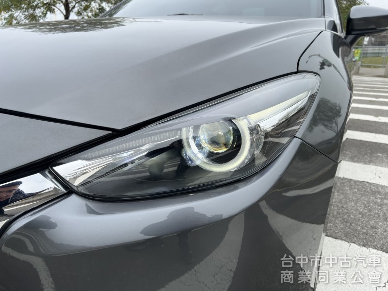 【原版件x認證車】進口尊榮安全版 LED大燈 車側盲點 倒車顯影 18吋鋁圈 內外漂亮 原廠無改裝無惡操 SUM五大保固