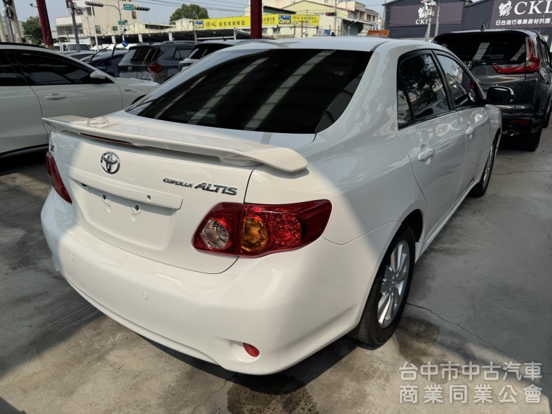 鑫華富汽車 Altis 1.8 E版
