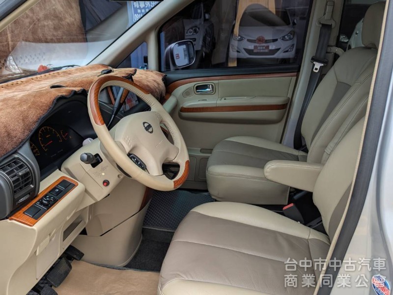 一手車.原版件.只跑94000公里.頂級豪華7人座.安卓機