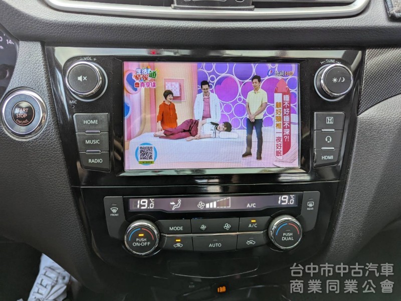 2017款一手車.全車原版件.只跑10萬公里.頂級滿配