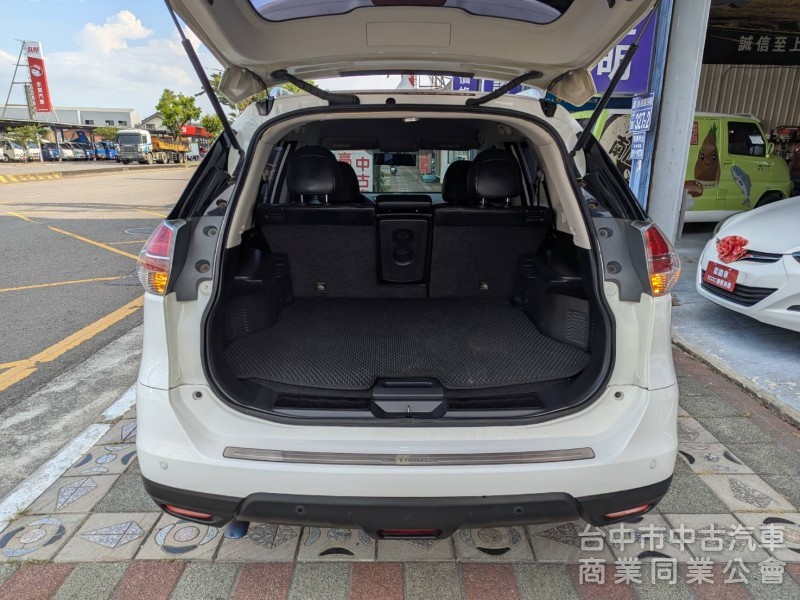 2016款一手車.認證車.只跑89000公里.頂級滿配